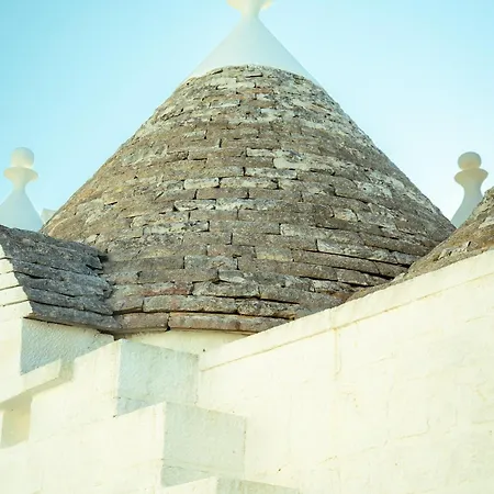 I Trulli Di Anna Nocleg ze śniadaniem 4*