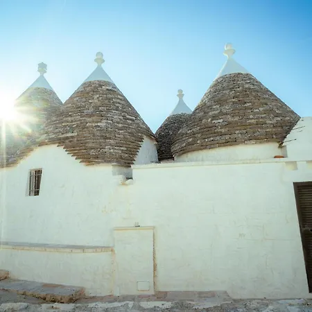 I Trulli Di Anna Nocleg ze śniadaniem 4*