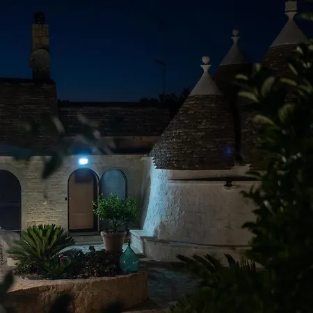 I Trulli Di Anna 4*