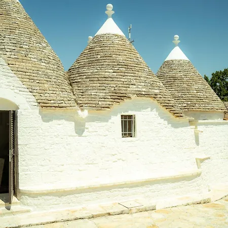 I Trulli Di Anna 4*