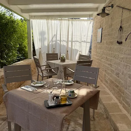 I Trulli Di Anna Locorotondo